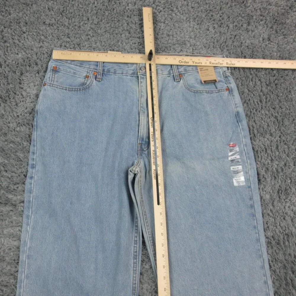 Levis 550 Jeans Mens 42x30 Light Wash Relaxed Fit Tapered Leg Denim 41x29.5* NWT